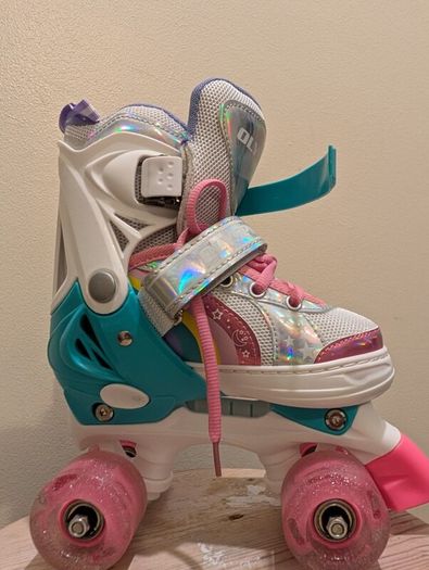 Kids Adjustable Unicorn Roller Skates (Light-Up Wheels) - Size S (UK 6C-9C)