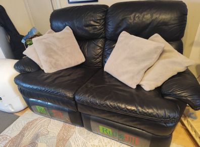 leather recliner sofa