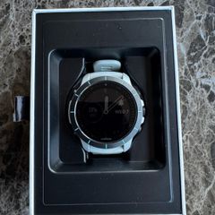 Wahoo ELEMNT RIVAL Multisport GPS Watch Boxed