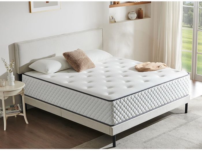 Double Mattress | 7-Zone Hybrid Pocket Spring Medium-Firm Bed Mattress