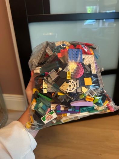 1kg mixed Lego bag / all authentic Lego