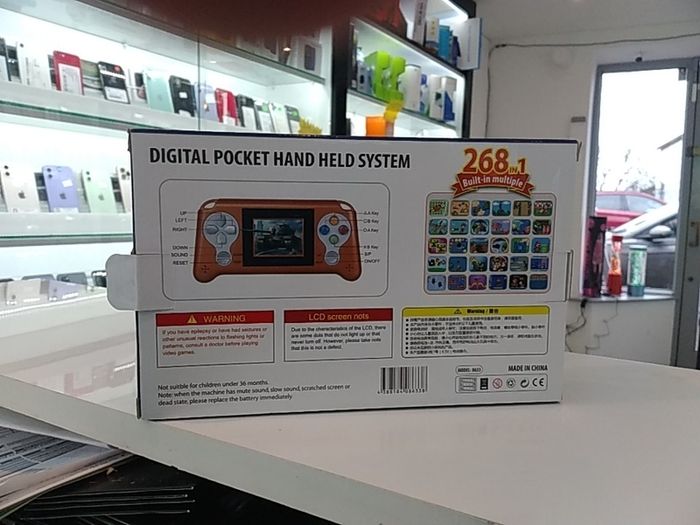 Portable gaming console