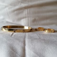 gold bracelet & earring set