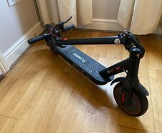 e-scooter (charger included)