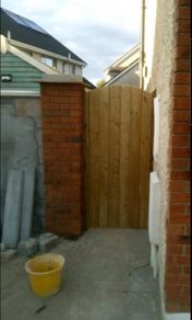 side gate
