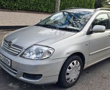 Toyota Corolla 2004 Estate with Mobility Aid