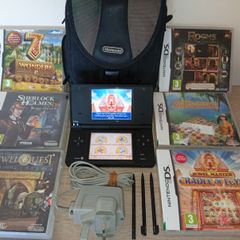 Nintendo Dsi In Black With Puzzle Games Collection And Official Charger Excellent Order