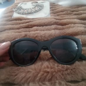 H and M sunglasses
