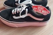 Vans Black Runners - Girls / Ladies (NEW)