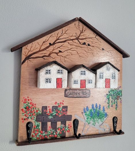 Handcrafted wooden key holder!