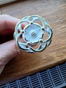 Door / Drawer knobs