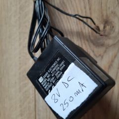 Power adapter