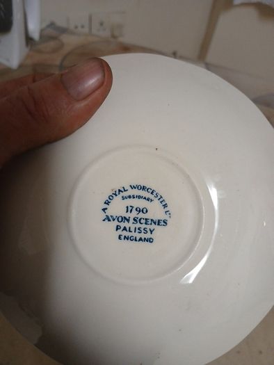 palissy avon scenes