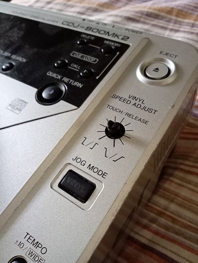 Pioneer CDJ-800 MK2