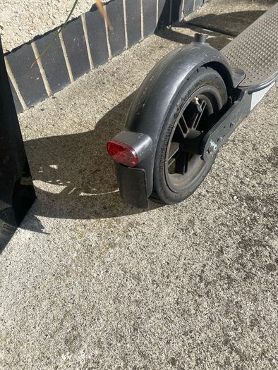 Electric scooter