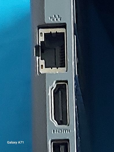 HP 15.6 inch Laptop, TPN-C130, 4GB Ram, 1 Terrabyte, Windows 10, AMD A9-9420 Radeon R5, 5 Compute Cores, 2C+3G, 3.0GHz, Microsoft Edge, Chrome. and VLC
