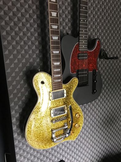 Electric Guitar Harley Benton As New