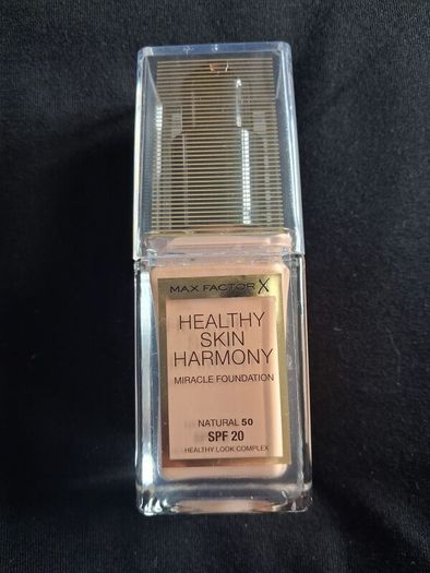 Max Factor Healthy Skin Harmony Liquid Foundation With SPF - Shade - 80 Bronze - Size - 30ml - RRP - 16.95