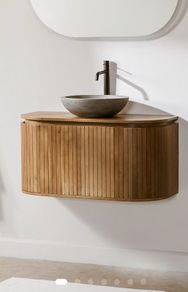 Wall hung sink vanity