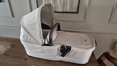 Joolz Aer+ cot Sandy Taupe