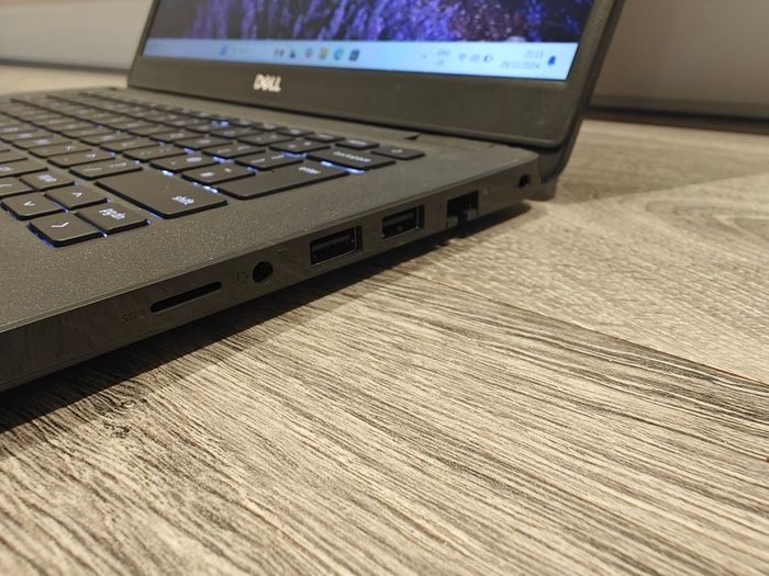Dell Latitude 3410 | i5 | 16GB | 512GB | 14" FHD | Win11