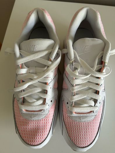 Brand new Nike Air Max