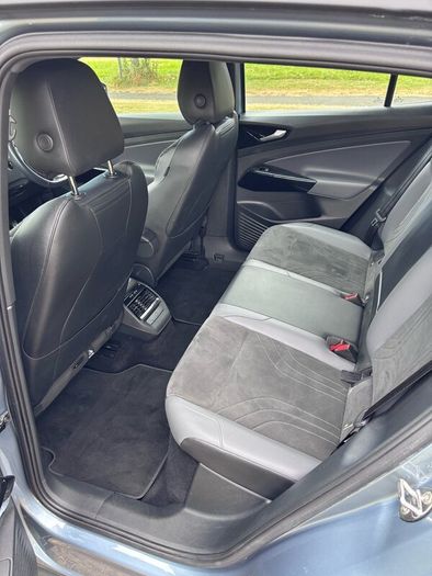 2022 Volkswagen ID.4 Life Pro 77kWh 174BHP