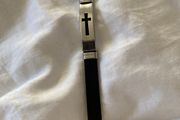 Silicone bracelet with cross