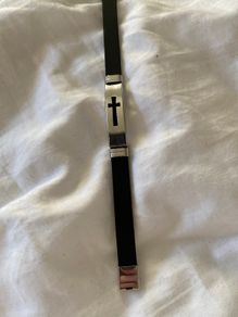 Silicone bracelet with cross