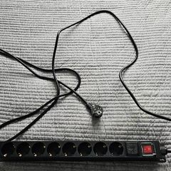 Hexcal 8-socket industrial-grade PDU - EU Version: 8 Sockets