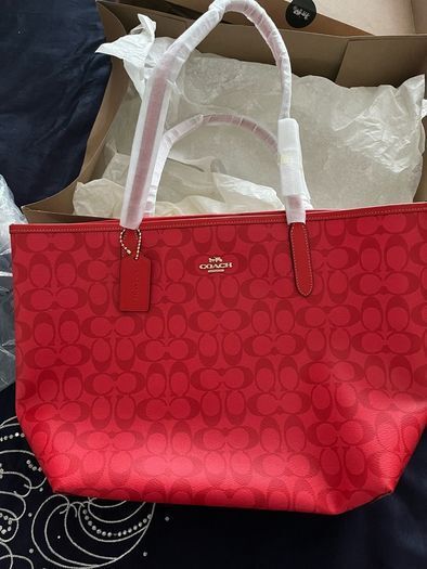 Coach signature city Tote leather NEW FreePost