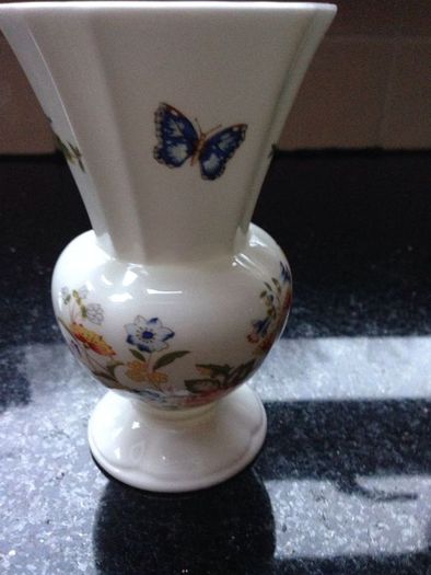 Aynsley Cottage Garden vase