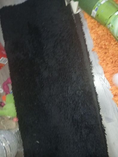rug black shaggy as new