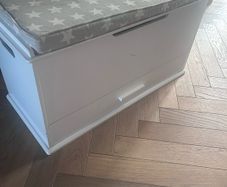 Storage unit