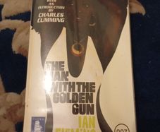 Ian Fleming novels James bond 007 The Man With Golden Gun