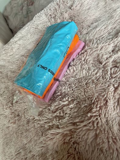 armbands for swimming lessons