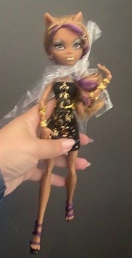 monster high dolls