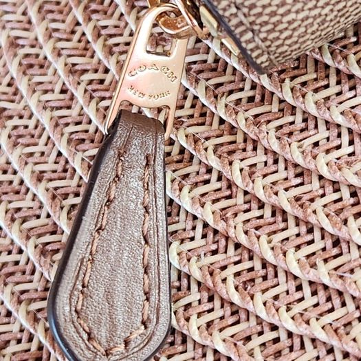 Coach purse (brand new)