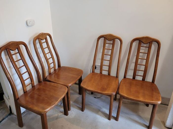 Six quality Hardwood Dining Chairs.