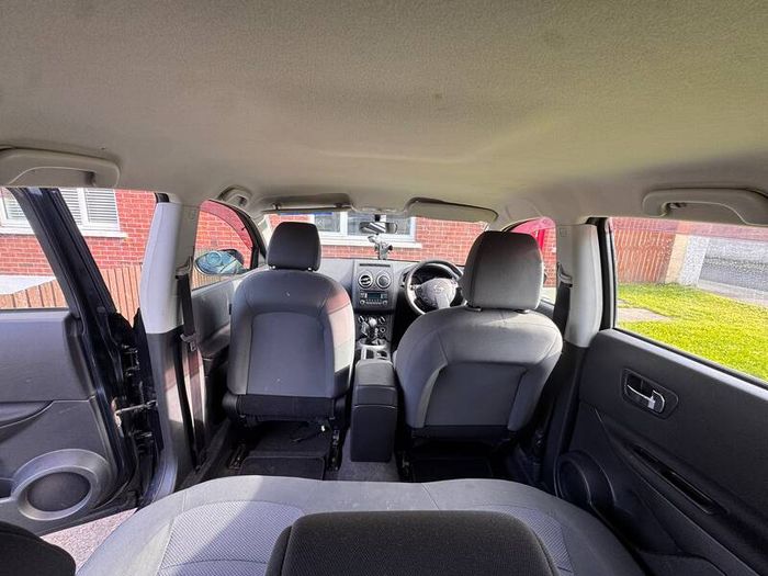 Nissan Qashqai interior