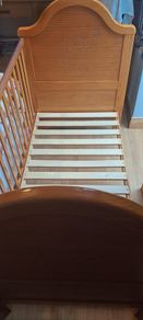 Cot bed