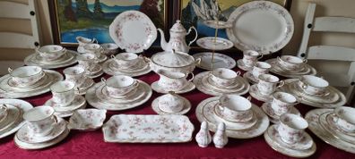87 Piece Royal Albert Paragon Victoriana Rose Bone China Gold Gilt Dinner And Tea Service / Set For 10 Person Setting Made In England