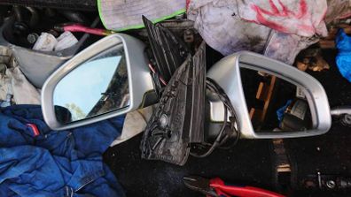 Audi a4 b7 driver passenger side electric wing mirrors glass saloon estate caps parts breaking diesel petrol swap