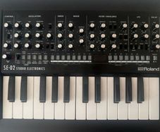 Roland/Studio Electronics SE02