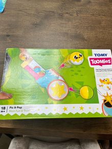 Tomy Toomies Pic & Pop - BNIB
