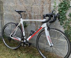 Moser Full Carbon Road Bike Shimano 105