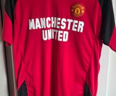 Official Manchester United supporters' t-shirt