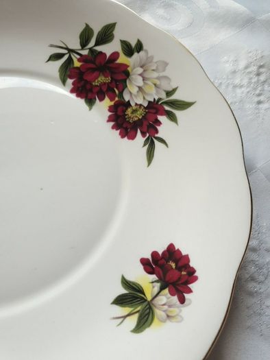 Vintage Cake Plate