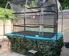 Trampoline