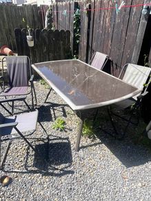 Garden table and chairs (Please read)